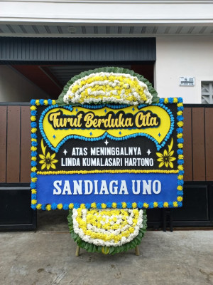 Papan Bunga Duka di Airu